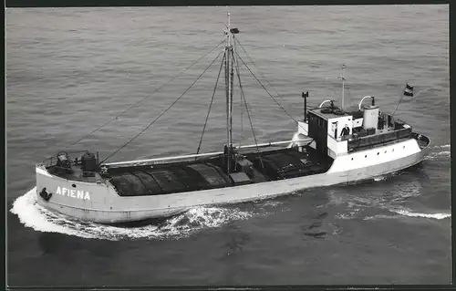 Fotografie Frachtschiff Afiena auf See