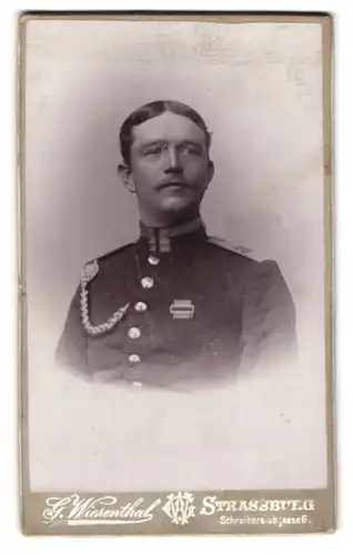 Fotografie G. Wiesenthal, Strassburg, Schreiberstubgasse 6, Uffz. A. Wiese in Uniform Rgt. 143 mit Orden, Schützenschnur