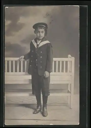 AK Zagreb, Atelier Mercep, Bub im Matrosenanzug