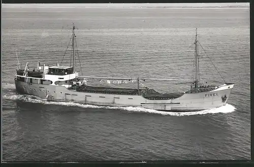 Fotografie Frachtschiff Fivel in Fahrt