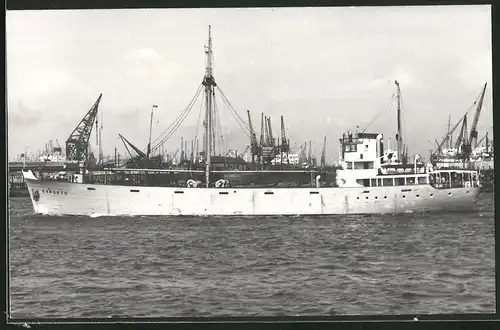 Fotografie Frachtschiff Export II im Hafen