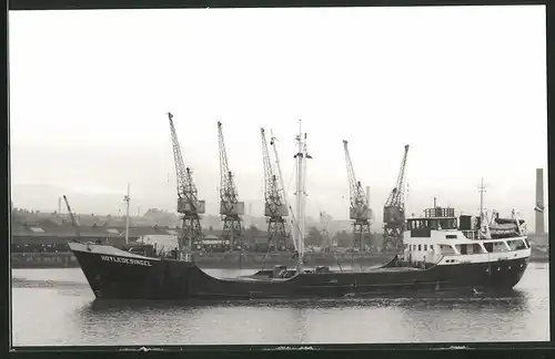 Fotografie Frachtschiff Hoyledesingel am Hafen