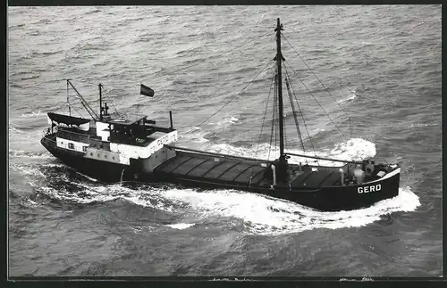 Fotografie Frachtschiff Gero in Fahrt