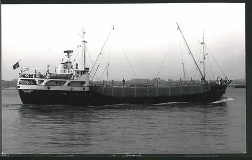 Fotografie Frachtschiff Peter Sonne in Fahrt