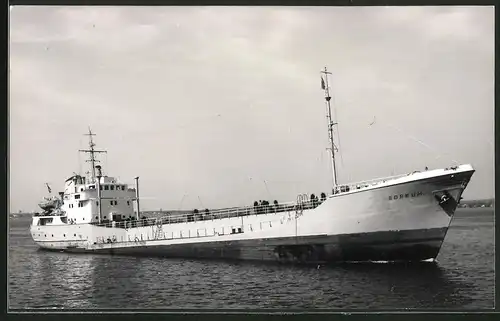 Fotografie Tankschiff Borkum Hecklastig beladen