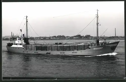 Fotografie Frachtschiff Esdörp voll beladen in Fahrt