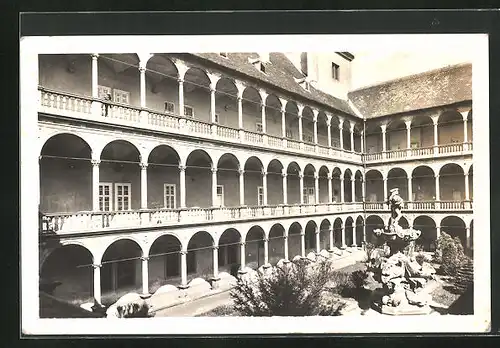 AK Bucovice, Innenhof eines Gebäudes