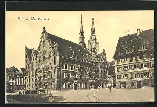 AK Ulm / Donau, Marktplatz mit Rathaus