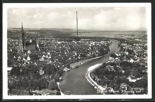 AK Ulm / Donau, Flugzeugaufnahme der Stadt
