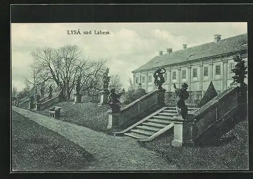 AK Lissa / Lysa, am Aufgang zum Schloss