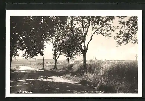 AK Pribyslav, auf der Strasse in die Stadt