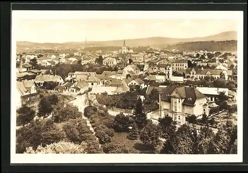 AK Valasske Mezirici, Celkovy Pohled, Stadtansicht zum Kirchturm im Zentrum