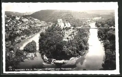 AK Tirnowo, Stadtansicht mit der Flussschleife im Vordergrund