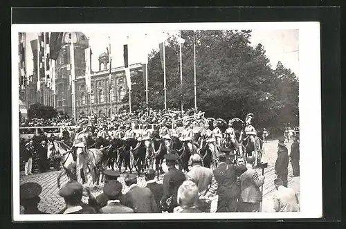 AK Wien, 10. Deutsches Sängerbundesfest 1928, Festzug mit reitenden Teilnehmern