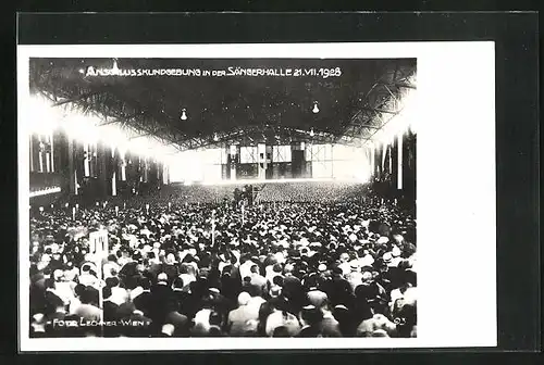 AK Wien, Anschlusskundgebung in der Sängerhalle 1928