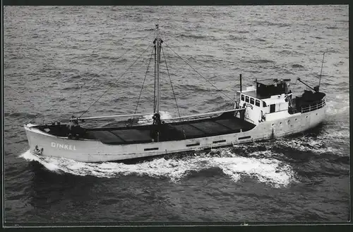 Fotografie Frachtschiff Dinkel auf hoher See
