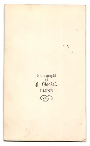 Fotografie G. Stöckel, Rönne, junger Mann mit erschreckenden Augen