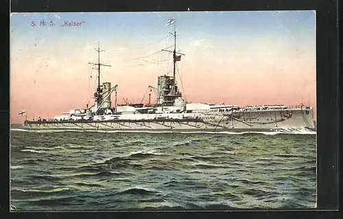 AK Kriegsschiff S. M. S. Kaiser auf hoher See