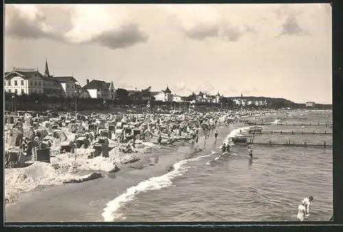 Fotografie unbekannter Fotograf, Ansicht Zinnowitz, Hotel Kaiserhof vom Strandbad aus gesehen