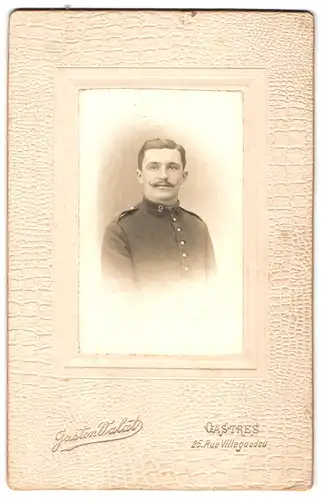 Fotografie Gaston Valat, Castres, 25, Rue Villegoudou, Portrait Soldat in Uniform mit Oberlippenbart