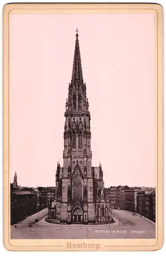 Fotografie unbekannter Fotograf, Ansicht Hamburg, Blick auf die Nicolai-Kirche am Hopfenmarkt