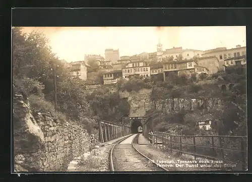 AK Tirnova, Der Tunnel unter der Stadt