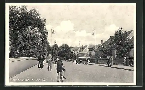 AK Hohen Neuendorf, Strasse am Bahnhof