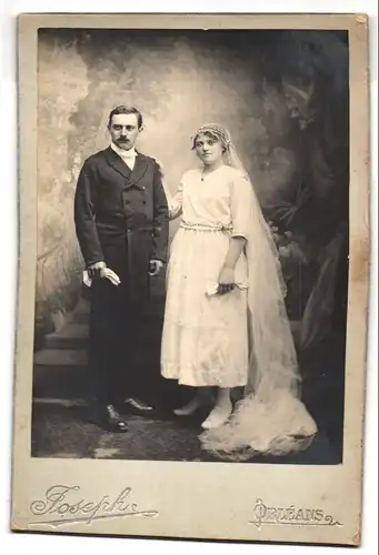 Fotografie Joseph, Orléans, 225 Rue Bourgogne, Bürgerliches Hochzeitspaar