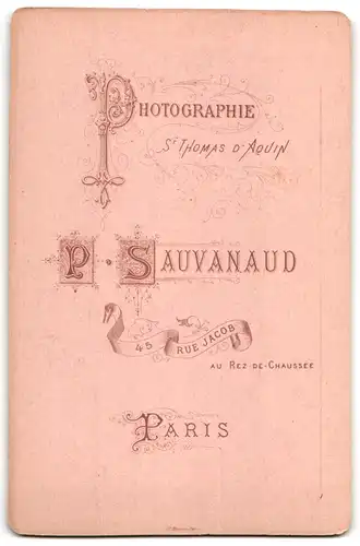 Fotografie P. Sauvanaud, Paris, Rue Jacob 45, Junge am Tage seiner Kommunion