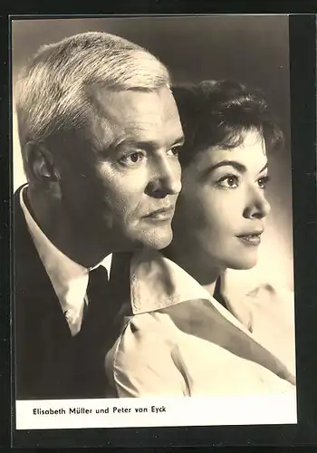 AK Schauspieler Peter van Eyck und Elisabeth Müller