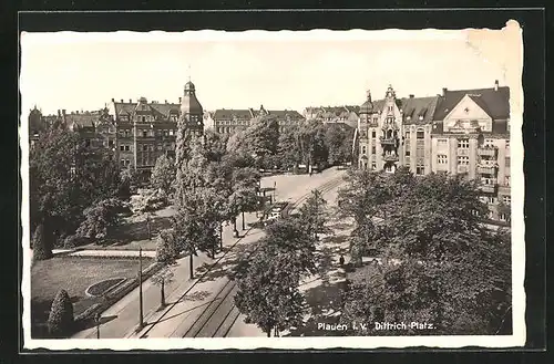 AK Plauen i. V. Dittrich-Platz mit Strassenbahn