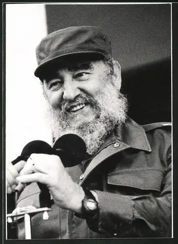 Fotografie Portrait Fidel Castro Staatspräsident von Kuba am Mikrophon