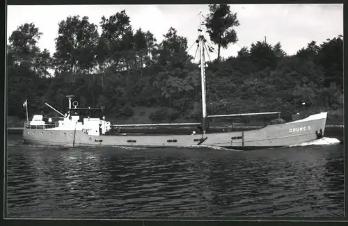 Fotografie Frachtschiff Douwe.S in Fahrt