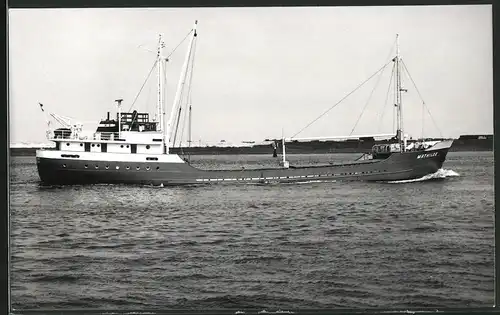 Fotografie Frachtschiff Mathilde in Fahrt