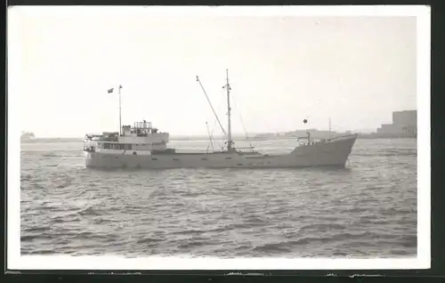 Fotografie Frachtschiff Marie Sophie auf See