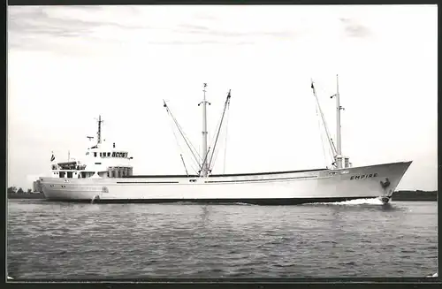 Fotografie Frachtschiff Empire in Fahrt