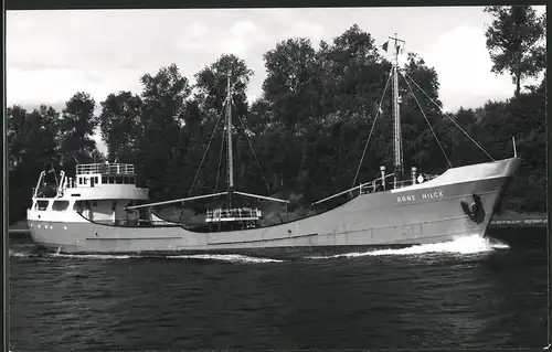 Fotografie Frachtschiff Arne Hilck in Fahrt