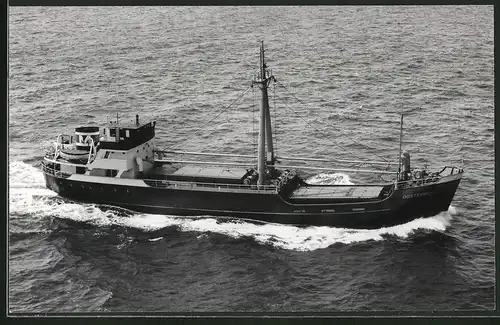 Fotografie Frachtschiff Oosterburgh auf See