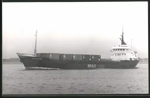 Fotografie Containerschiff Nieuwland auf See