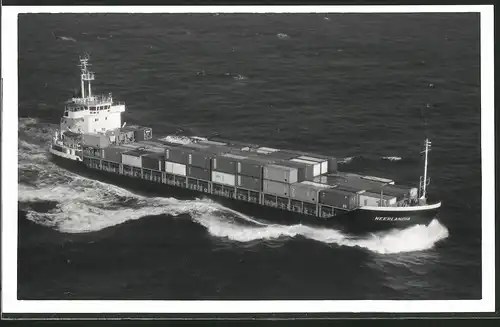Fotografie Containerschiff Neerlandia in voller Fahrt