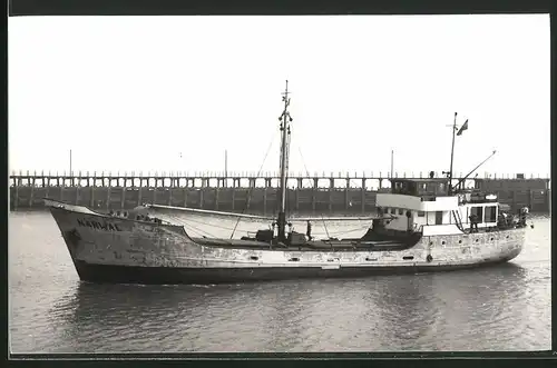 Fotografie Frachtschiff Narwal im Hafen