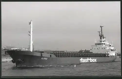 Fotografie Frachtschiff Aland der Fast Box Reederei in Fahrt