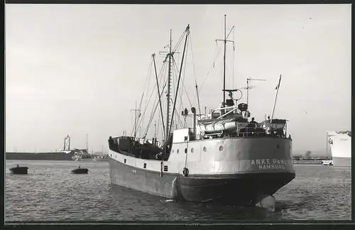 Fotografie Frachtschiff Anke Pahl & Vigan im Hafen