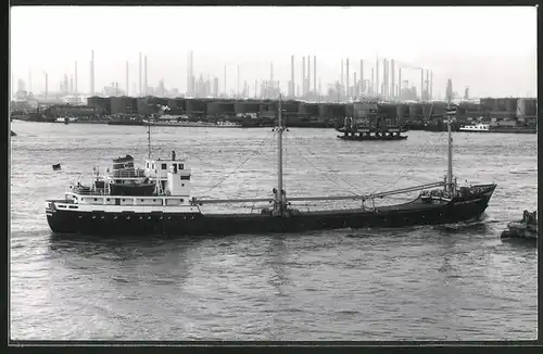 Fotografie Frachtschiff Edith N. Christophersen in Fahrt