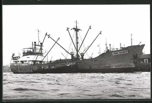 Fotografie Frachtschiff Anna Rehder im Hafen