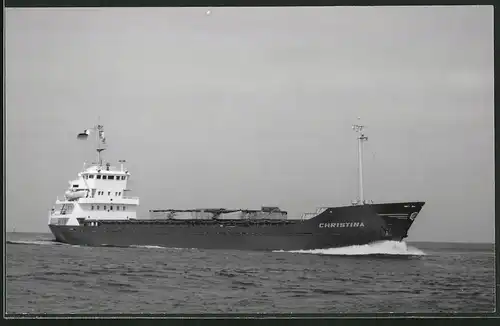 Fotografie Frachtschiff Christina in voller Fahrt