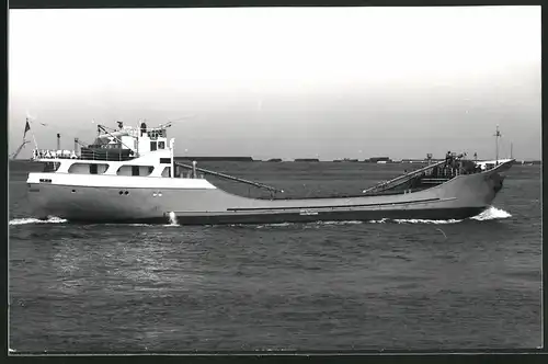 Fotografie Frachtschiff EMS in Fahrt