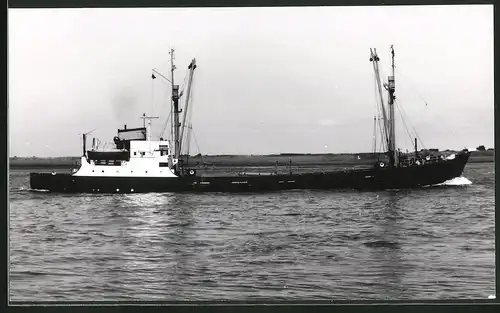 Fotografie Frachtschiff Diamant in Fahrt