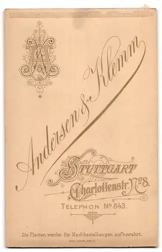 Fotografie Andersen & Klemm, Stuttgart, Charlottenstrasse 8, Portrait eleganter Herr mit Zwicker und Zwirbelbart