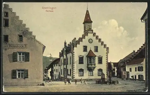 AK Stühlingen, Rathaus mit Gasthaus zum Rebstock
